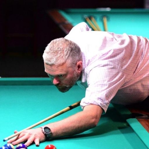 Shaun Berrisford playing American pool